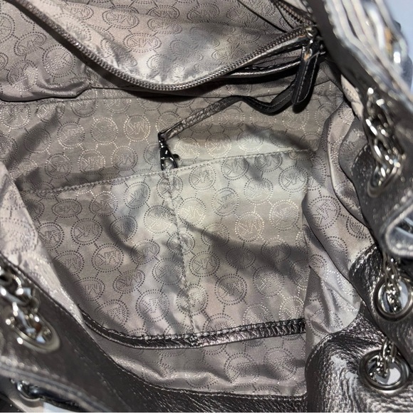 🔥SALE Michael Kors Silver Satchel Crossbody Bag - Picture 8 of 15